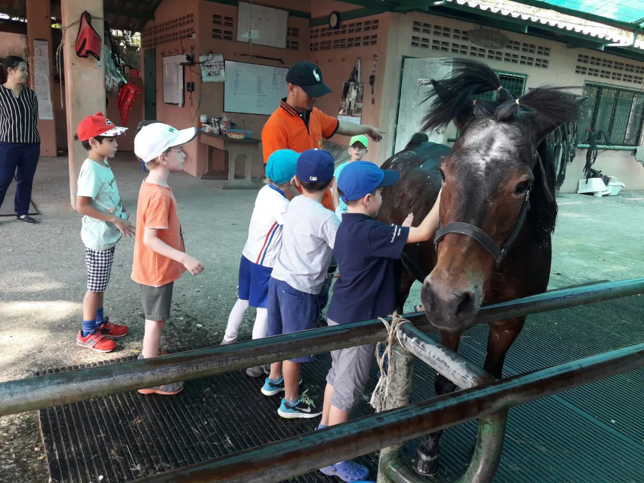 방콕에서 여러가지 코스를 계획하려면 많은 정보가 필요하겠죠?