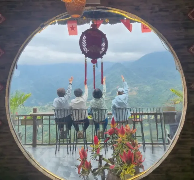 환갑여행의 화룡점정 ♡우충성♡ 가이드맨